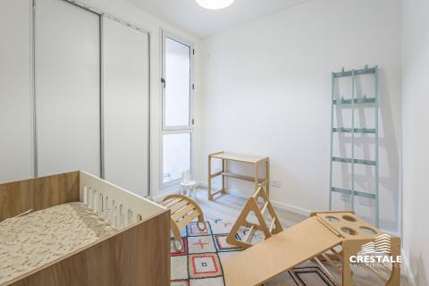 Departamento de pasillo 3 dormitorios en venta Balcarce Y Zeballos, Rosario. CHO7056368 Crestale Propiedades