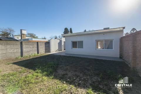 Casa 3 dormitorios en venta Montevideo Y Catamarca - Funes, Funes. CHO7071421 Crestale Propiedades