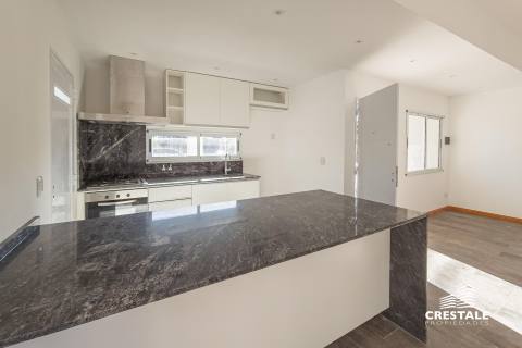 Casa 3 dormitorios en venta Montevideo Y Catamarca - Funes, Funes. CHO7071421 Crestale Propiedades