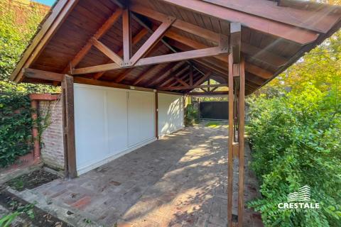 Casa 2 dormitorios en venta Houssay Y General Lopez, Funes. CHO7100036 Crestale Propiedades