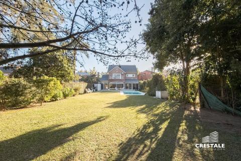 Casa 3 dormitorios en venta Azcuenaga 8500, Rosario. CHO7100417 Crestale Propiedades