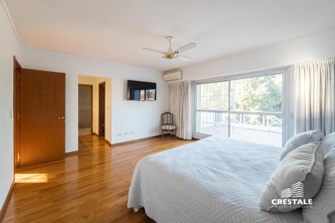 Casa 3 dormitorios en venta Azcuenaga 8500, Rosario. CHO7100417 Crestale Propiedades
