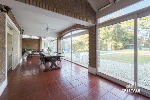 Casa 3 dormitorios en venta Azcuenaga 8500, Rosario. CHO7100417 Crestale Propiedades