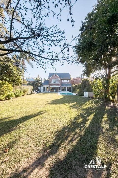 Casa 3 dormitorios en venta Azcuenaga 8500, Rosario. CHO7100417 Crestale Propiedades