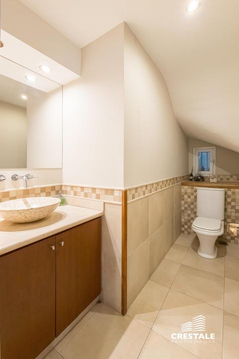Casa 3 dormitorios en venta Azcuenaga 8500, Rosario. CHO7100417 Crestale Propiedades