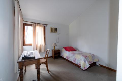 Casa 4 dormitorios en venta Morrison 8000, Rosario. CHO7102547 Crestale Propiedades