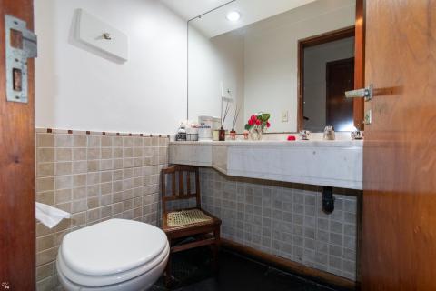 Casa 4 dormitorios en venta Morrison 8000, Rosario. CHO7102547 Crestale Propiedades