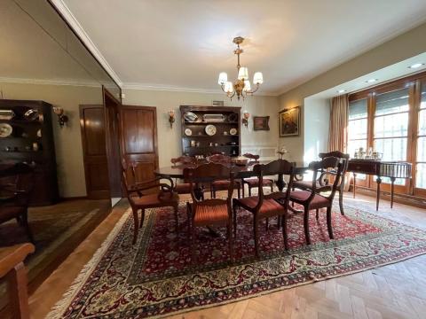 Casa 4 dormitorios en venta Tarragona 200 Bis, Rosario. CHO7112570 Crestale Propiedades