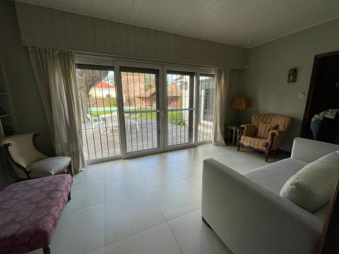 Casa 4 dormitorios en venta Tarragona 200 Bis, Rosario. CHO7112570 Crestale Propiedades