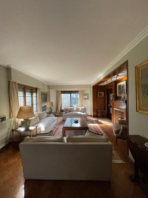 Casa 4 dormitorios en venta Tarragona 200 Bis, Rosario. CHO7112570 Crestale Propiedades