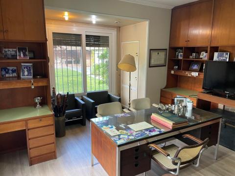 Casa 4 dormitorios en venta Tarragona 200 Bis, Rosario. CHO7112570 Crestale Propiedades