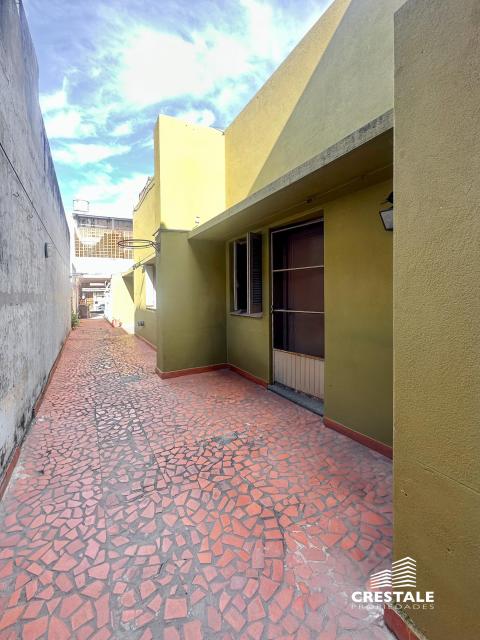 Casa 2 dormitorios en venta Chiclana Y Darragueira, Rosario. CHO7113078 Crestale Propiedades