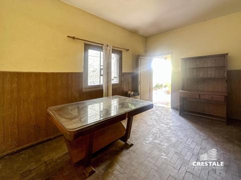 Departamento de pasillo 2 dormitorios en venta Chiclana Y Darragueira, Rosario. CHO7113395 Crestale Propiedades