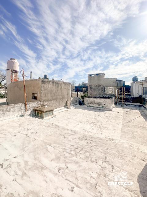 Departamento de pasillo 2 dormitorios en venta Chiclana Y Darragueira, Rosario. CHO7113395 Crestale Propiedades