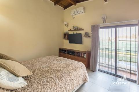 Casa 3 dormitorios en venta Dorrego 800 - Funes, Funes. CHO7117845 Crestale Propiedades
