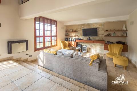Casa 3 dormitorios en venta Dorrego 800 - Funes, Funes. CHO7117845 Crestale Propiedades