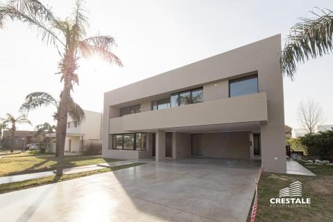 Casa 3 dormitorios en venta Cadaques Funes Hills, Funes. CHO7129890 Crestale Propiedades