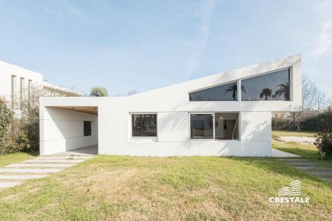 Casa 3 dormitorios en venta Funes Hills Miraflores, Funes. CHO7140829 Crestale Propiedades