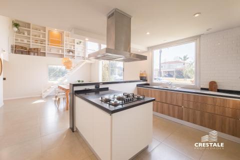 Casa 3 dormitorios en venta Funes Hills Miraflores, Funes. CHO7140829 Crestale Propiedades