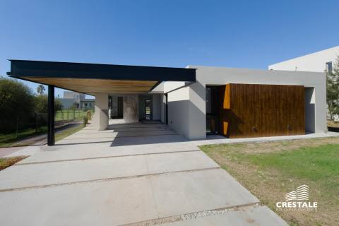 Casa 4 dormitorios en venta Puerto Roldán , Roldan. CHO7140917 Crestale Propiedades