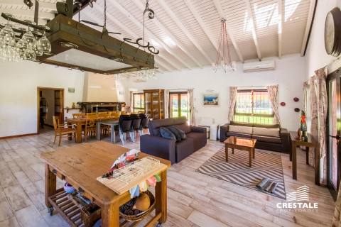 Casa 3 dormitorios en venta Álvarez - Ruta 18, Rosario. CCS7181691 Crestale Propiedades