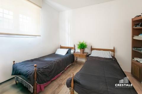 Casa 2 dormitorios en venta Moreno 3200, Rosario. CHO7194464 Crestale Propiedades