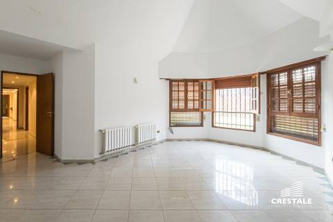 Casa 6 dormitorios en venta Garay Y Moreno, Rosario. CHO7198789 Crestale Propiedades
