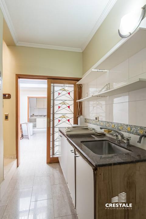 Casa 6 dormitorios en venta Garay Y Moreno, Rosario. CHO7198789 Crestale Propiedades
