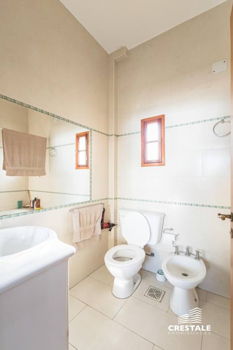 Casa 6 dormitorios en venta Garay Y Moreno, Rosario. CHO7198789 Crestale Propiedades