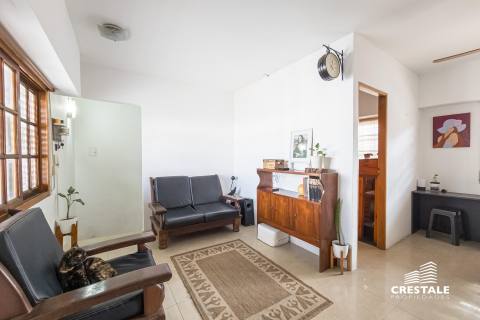 Casa 6 dormitorios en venta Garay Y Moreno, Rosario. CHO7198789 Crestale Propiedades