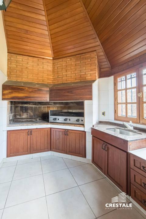 Casa 6 dormitorios en venta Garay Y Moreno, Rosario. CHO7198789 Crestale Propiedades