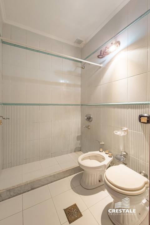 Casa 6 dormitorios en venta Garay Y Moreno, Rosario. CHO7198789 Crestale Propiedades