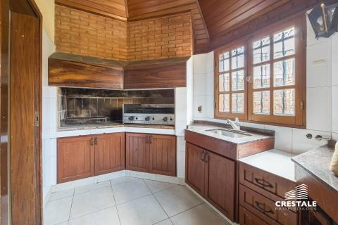 Casa 6 dormitorios en venta Garay Y Moreno, Rosario. CHO7198789 Crestale Propiedades