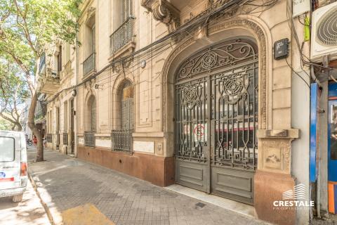 Casa 7 dormitorios en venta Rosario, Rioja 1900. CHO4739732 Crestale Propiedades