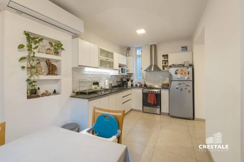 Casa 2 dormitorios en venta España 1800, Rosario. CPH7209857 Crestale Propiedades
