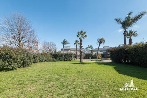 Terreno en venta Funes Hills Miraflores , Funes. CPN64193 LA7231817 Crestale Propiedades