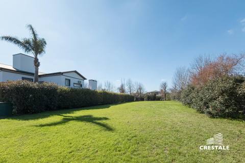 Terreno en venta Funes Hills Miraflores , Funes. CPN64193 LA7231817 Crestale Propiedades