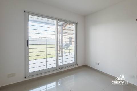 Casa 3 dormitorios en venta Casilda 2300 - Tierra De Sueños 3, Roldán. CHO7250415 Crestale Propiedades