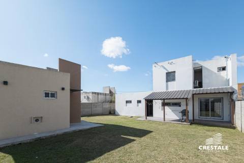 Casa 3 dormitorios en venta Casilda 2300 - Tierra De Sueños 3, Roldán. CHO7250415 Crestale Propiedades