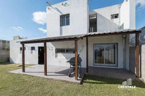 Casa 3 dormitorios en venta Casilda 2300 - Tierra De Sueños 3, Roldán. CHO7250415 Crestale Propiedades