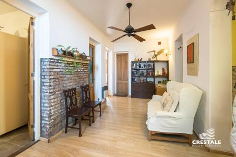 Casa 5 dormitorios en venta Dr. Vila 200, Rosario. CHO7260129 Crestale Propiedades