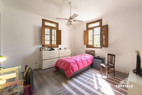 Casa 5 dormitorios en venta Dr. Vila 200, Rosario. CHO7260129 Crestale Propiedades