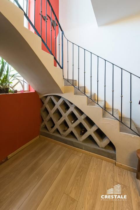 Casa 5 dormitorios en venta Dr. Vila 200, Rosario. CHO7260129 Crestale Propiedades