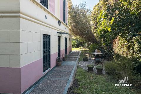 Casa 5 dormitorios en venta Dr. Vila 200, Rosario. CHO7260129 Crestale Propiedades