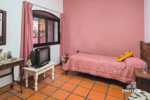 Casa 4 dormitorios en venta Entre Ríos 5400, Rosario. CHO7277410 Crestale Propiedades