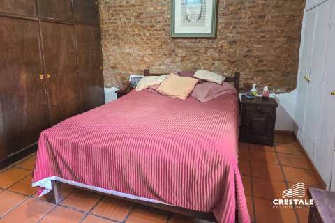 Casa 4 dormitorios en venta Entre Ríos 5400, Rosario. CHO7277410 Crestale Propiedades