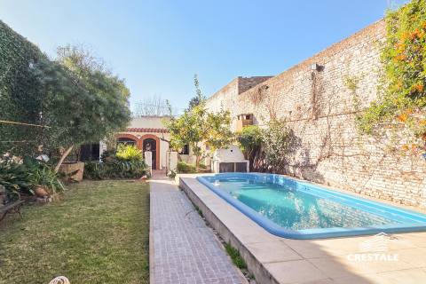 Casa 4 dormitorios en venta Entre Ríos 5400, Rosario. CHO7277410 Crestale Propiedades