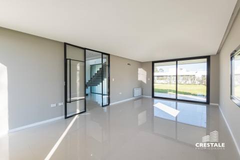 Casa 3 dormitorios en venta Puerto Roldán, Roldan. CHO7307296 Crestale Propiedades