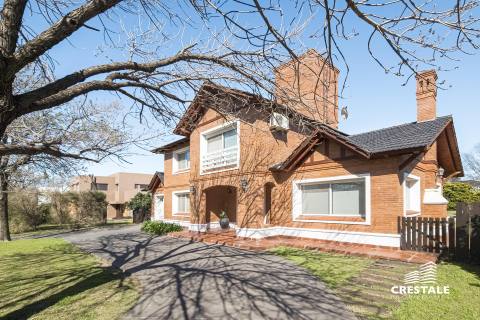 Casa 4 dormitorios en venta Kentucky Club De Campo, Funes. CHO7325414 Crestale Propiedades