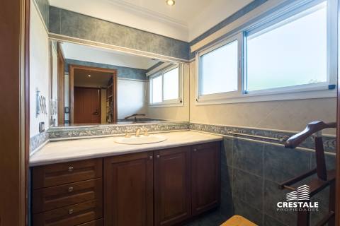 Casa 4 dormitorios en venta Kentucky Club De Campo, Funes. CHO7325414 Crestale Propiedades
